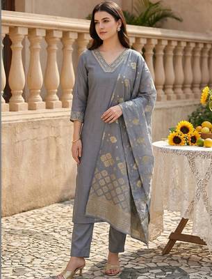 Women Ethnic Motifs Embroidered Regular Kurta with Trousers & With Dupatta 1