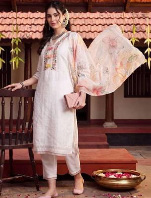 Women Ethnic Motifs Embroidered Regular Thread Work Pure Cotton Kurta with Trousers & With Dupatta 1