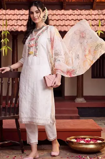 Women Ethnic Motifs Embroidered Regular Thread Work Pure Cotton Kurta with Trousers & With Dupatta