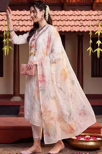 Women Ethnic Motifs Embroidered Regular Thread Work Pure Cotton Kurta with Trousers & With Dupatta