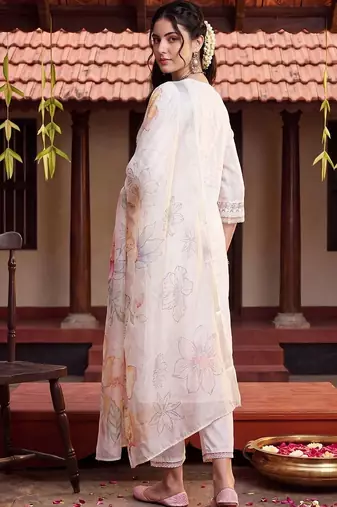 Women Ethnic Motifs Embroidered Regular Thread Work Pure Cotton Kurta with Trousers & With Dupatta