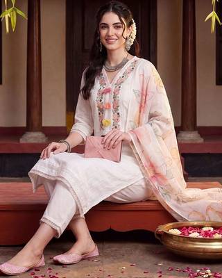 Women Ethnic Motifs Embroidered Regular Thread Work Pure Cotton Kurta with Trousers & With Dupatta 5