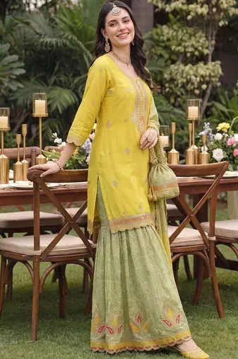 Women Ethnic Motifs Embroidered Regular Thread Work Kurta with Sharara & With Dupatta