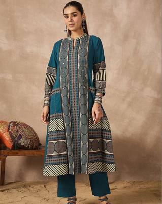 Women Printed Kurta with Trouser 1