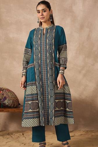 Women Printed Kurta with Trouser
