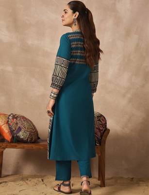 Women Printed Kurta with Trouser 3