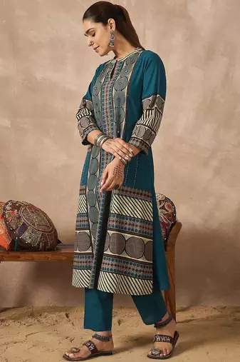Women Printed Kurta with Trouser