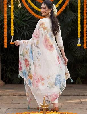 Women Ethnic Motifs Embroidered Regular Thread Work Kurta with Trousers & With Dupatta 4