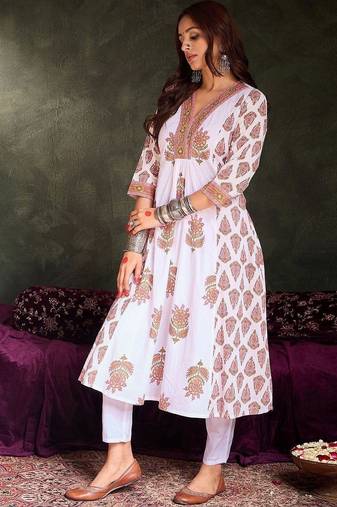 Floral Printed Panelled  Cotton A-Line Kurta With Trousers
