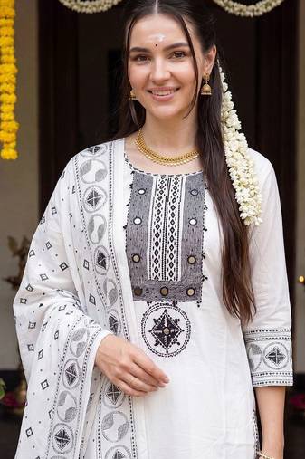 Women Ethnic Motifs Printed Regular Pure Cotton Kurta with Pyjamas & With Dupatta