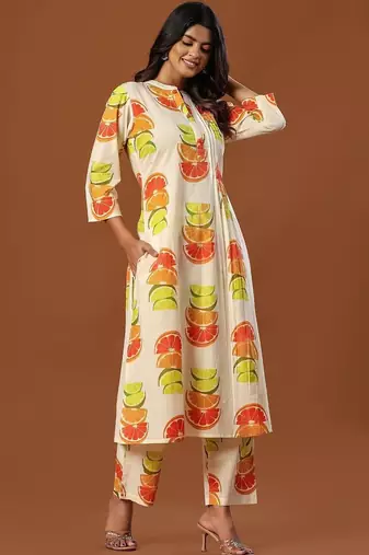 Women Printed Regular Pure Cotton Kurta with Trousers