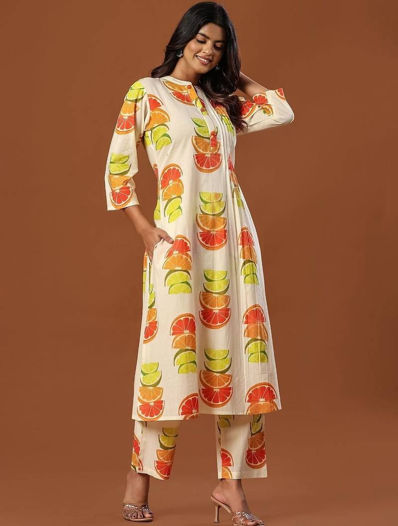 Women Printed Regular Pure Cotton Kurta with Trousers