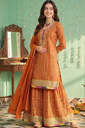 Women Ethnic Motifs Printed Regular Kurta with Sharara & With Dupatta