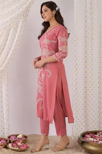 Floral Embroidered Regular Thread Work Kurta with Trousers