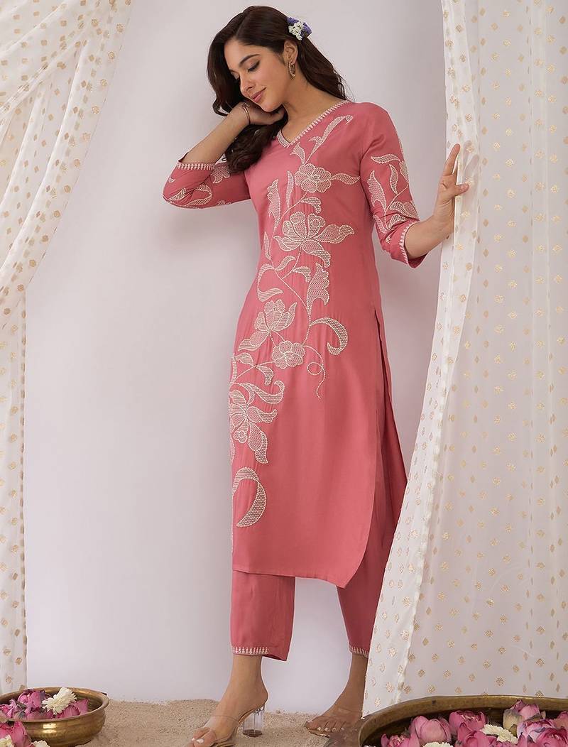 Floral Embroidered Regular Thread Work Kurta with Trousers