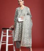Women Floral Printed Pure Cotton Kurta with Trousers & With Dupatta
