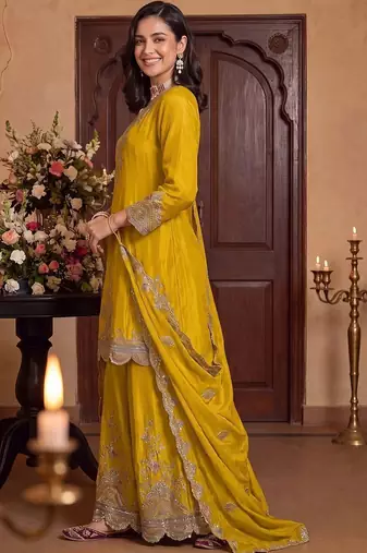 Women Ethnic Motifs Embroidered Regular Kurta with Palazzos & With Dupatta
