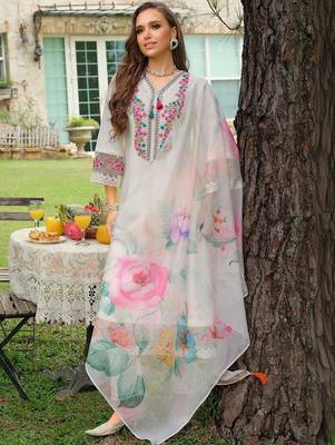 Women Ethnic Motifs Embroidered Regular Thread Work Kurta with Trousers & With Dupatta 1