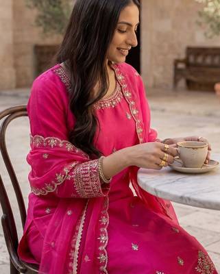 Women Ethnic Motifs Embroidered Regular Kurta with Trousers & With Dupatta 2