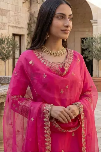 Women Ethnic Motifs Embroidered Regular Kurta with Trousers & With Dupatta