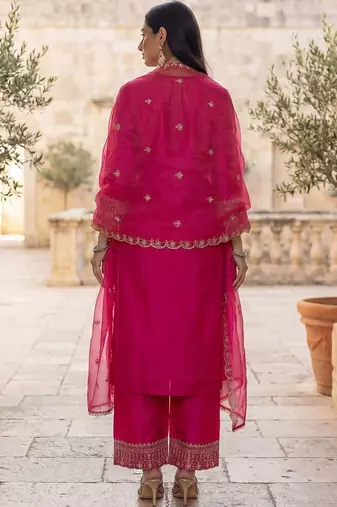 Women Ethnic Motifs Embroidered Regular Kurta with Trousers & With Dupatta
