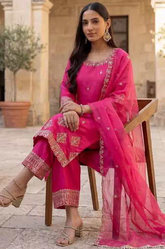 Women Ethnic Motifs Embroidered Regular Kurta with Trousers & With Dupatta