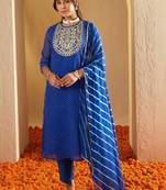Women Ethnic Motifs Printed Regular Kurta with Trousers & With Dupatta