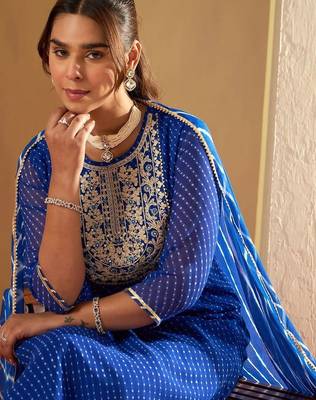 Women Ethnic Motifs Printed Regular Kurta with Trousers & With Dupatta 2