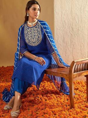 Women Ethnic Motifs Printed Regular Kurta with Trousers & With Dupatta 6