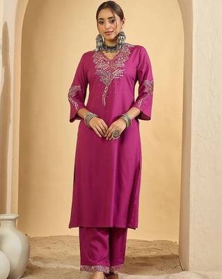 Women Ethnic Motifs Embroidered Regular Thread Work Kurta with Palazzos 5