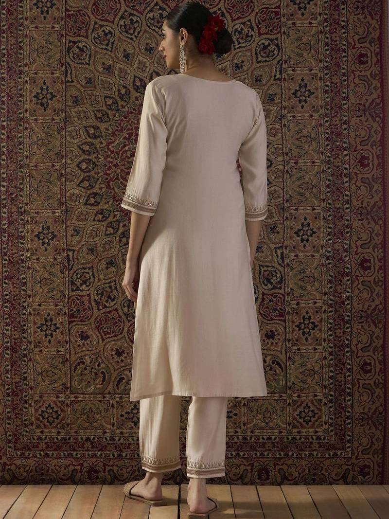 Women Ethnic Motifs Embroidered Regular Thread Work Liva Kurta with Trousers