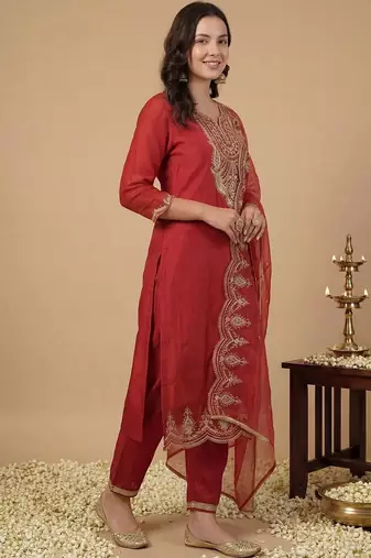 Women Ethnic Motifs Embroidered Regular Thread Work Liva Kurta with Trousers & With Dupatta