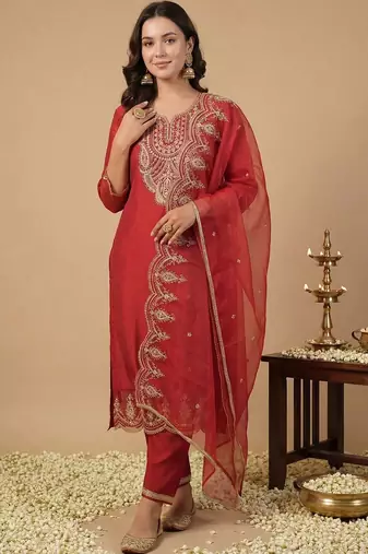 Women Ethnic Motifs Embroidered Regular Thread Work Liva Kurta with Trousers & With Dupatta