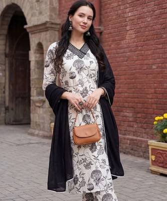 Women Floral Printed Regular Pure Cotton Kurta with Trousers & With Dupatta 6