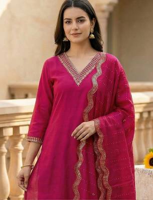 Women Regular Kurta with Trousers & With Dupatta 1