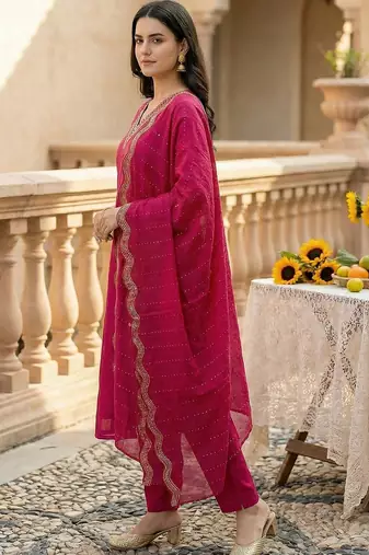 Women Regular Kurta with Trousers & With Dupatta