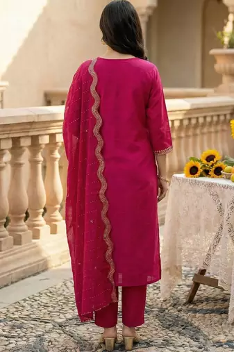 Women Regular Kurta with Trousers & With Dupatta