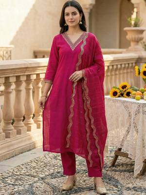 Women Regular Kurta with Trousers & With Dupatta 6