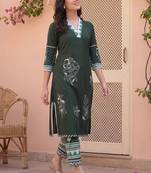Women Floral Printed Regular Pure Cotton Kurta with Trousers