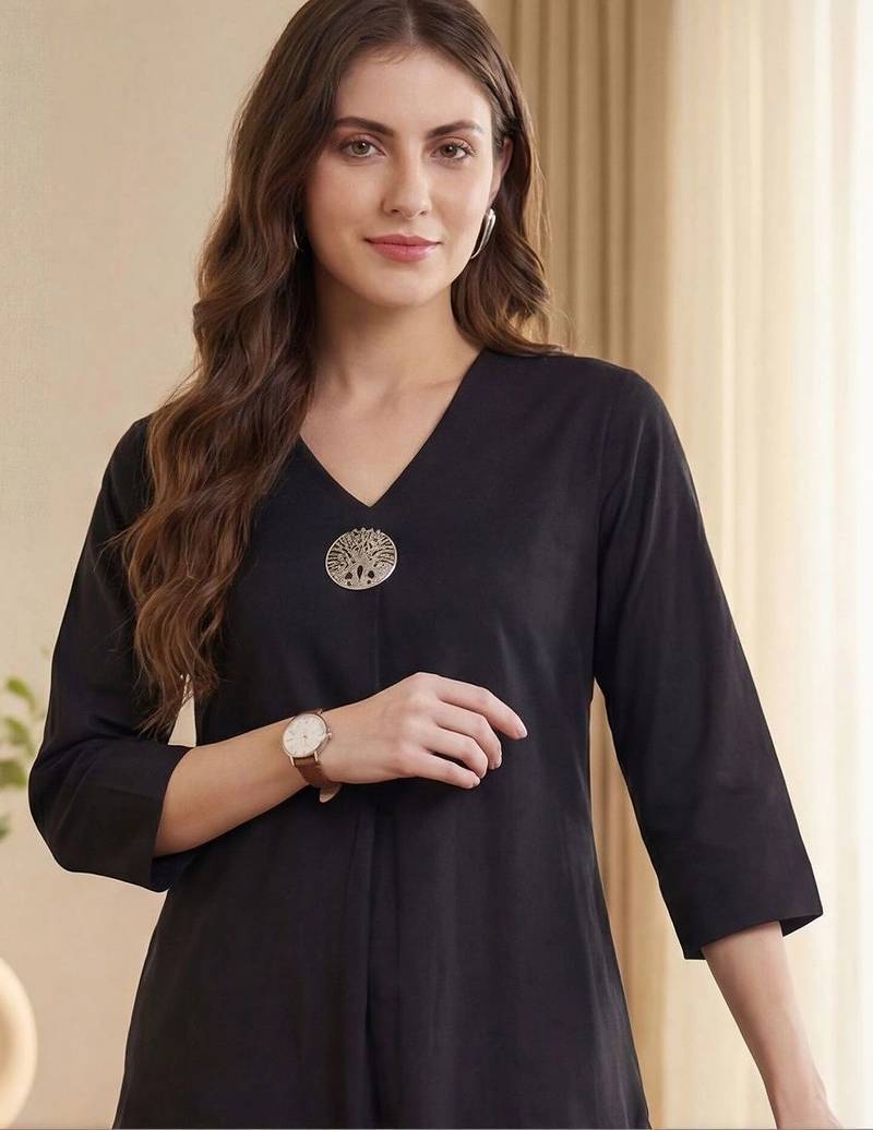 Women Regular Liva Kurta with Trousers