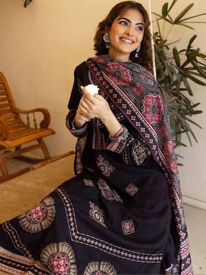 Women Ethnic Motifs Printed Regular Kurta with Palazzos & With Dupatta 5