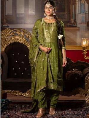 Women Ethnic Motifs Embroidered Regular Kurta with Trousers & With Dupatta 5