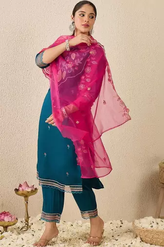 Women Ethnic Motifs Embroidered Regular Thread Work Kurta with Trousers & With Dupatta