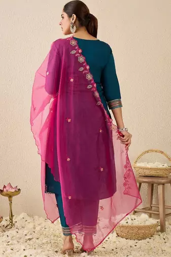 Women Ethnic Motifs Embroidered Regular Thread Work Kurta with Trousers & With Dupatta