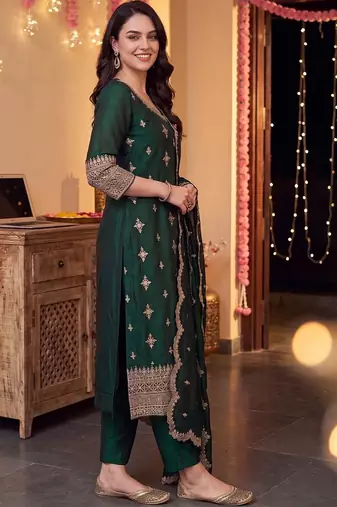 Women Ethnic Motifs Embroidered Regular Kurta with Trousers & With Dupatta