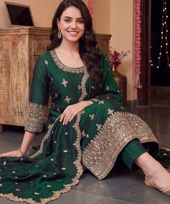 Women Ethnic Motifs Embroidered Regular Kurta with Trousers & With Dupatta 5