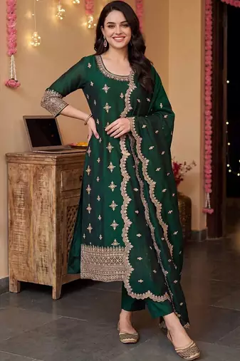 Women Ethnic Motifs Embroidered Regular Kurta with Trousers & With Dupatta