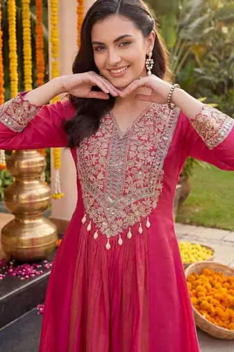 Women Ethnic Motifs Embroidered Regular Kurta with Trousers & With Dupatta