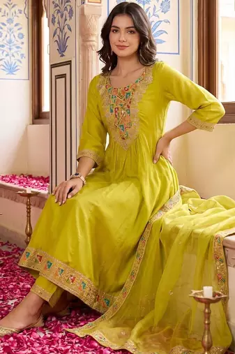 Women Ethnic Motifs Embroidered Empire Thread Work Kurta with Trousers & With Dupatta
