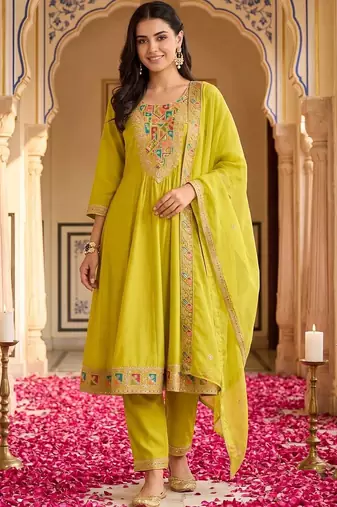 Women Ethnic Motifs Embroidered Empire Thread Work Kurta with Trousers & With Dupatta